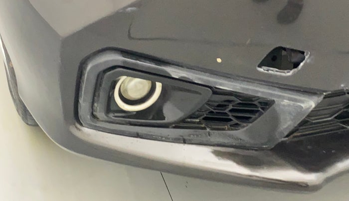 2019 Honda Amaze 1.2L I-VTEC S, CNG, Manual, 43,184 km, Right fog light - Not working