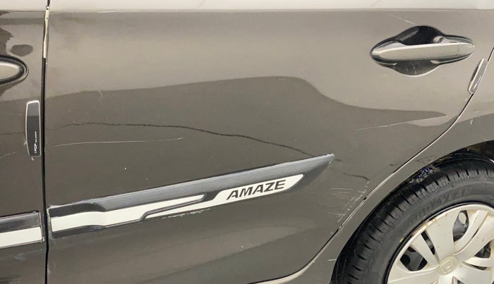 2019 Honda Amaze 1.2L I-VTEC S, CNG, Manual, 43,517 km, Rear left door - Minor scratches
