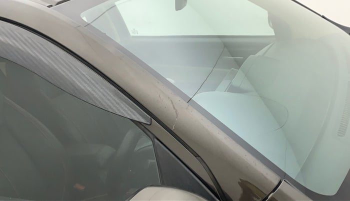 2019 Honda Amaze 1.2L I-VTEC S, CNG, Manual, 43,517 km, Right A pillar - Minor scratches