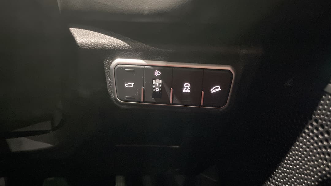 2022 GWM Haval H6 Ultra, Automatic, 39878 km, Utility Switches/Buttons