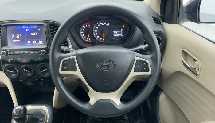 2019 Hyundai NEW SANTRO ASTA 1.1 MT, Petrol, Manual, 31,933 km, Steering Wheel Close Up