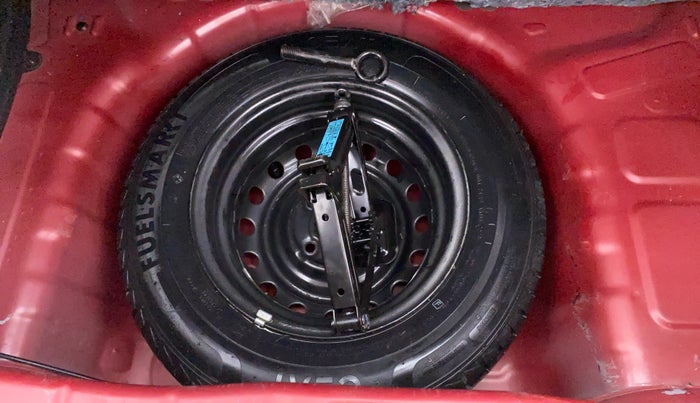 2019 Hyundai NEW SANTRO ASTA 1.1 MT, Petrol, Manual, 31,933 km, Spare Tyre