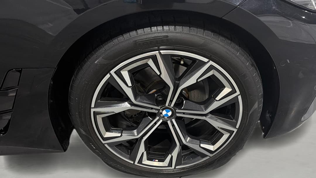 2021 BMW 4 20i M Sport Gran Coupe, Automatic, 44612 km, Right Front Wheel