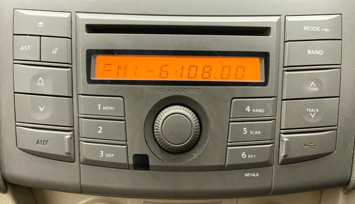 2013 Maruti Ertiga VXI, Petrol, Manual, 88,701 km, Infotainment System