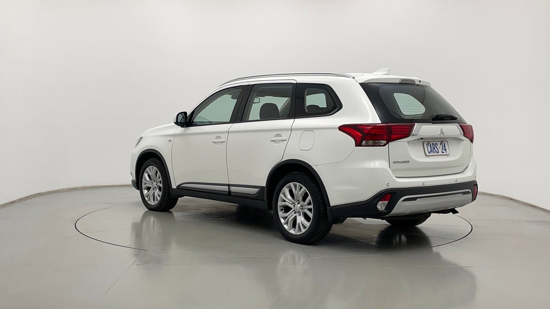 Left Back Diagonal (45- Degree) View