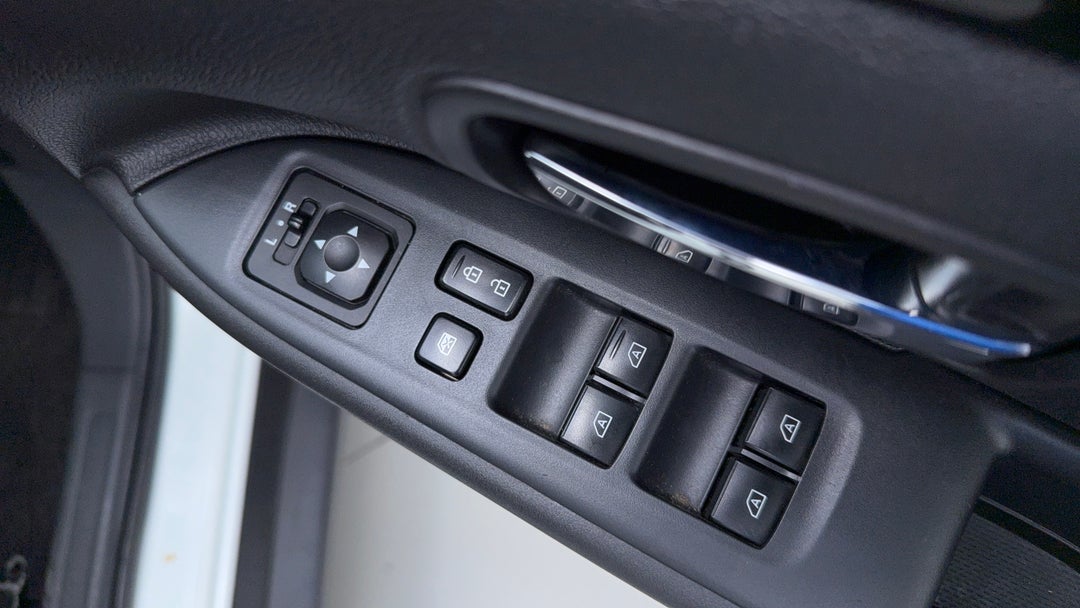 Drivers Side Door Panel Controls