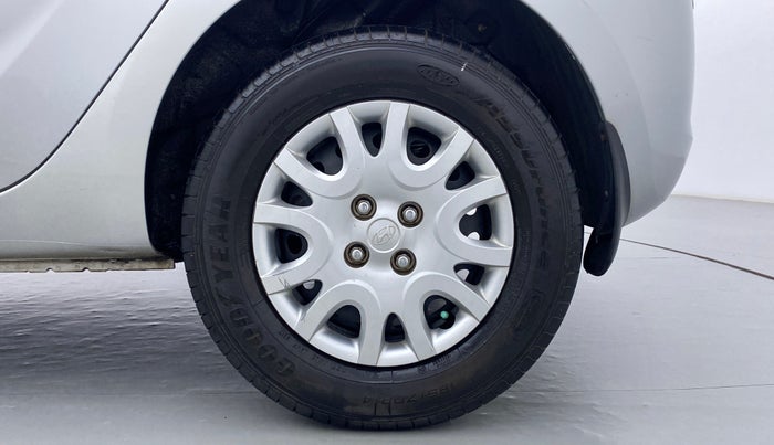 2010 Hyundai i20 MAGNA O 1.2, Petrol, Manual, 44,175 km, Left Rear Wheel
