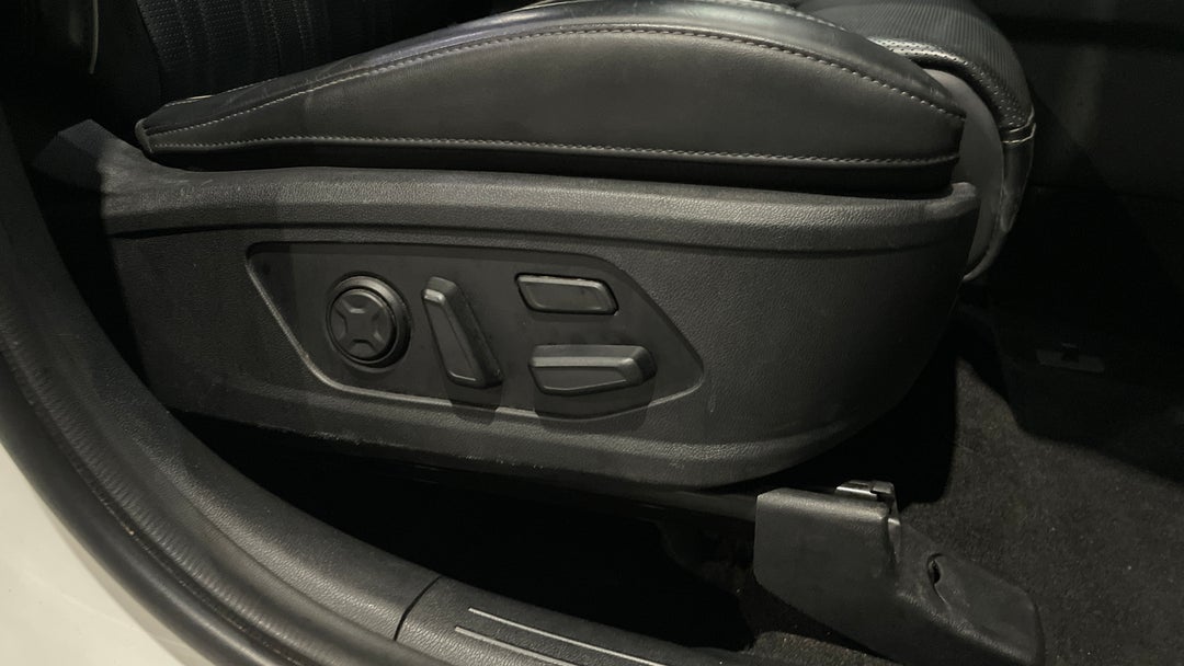 2020 Kia Sorento Gt-line 7 Seat, Automatic, 127497 km, Drivers Side Adjustment Panel