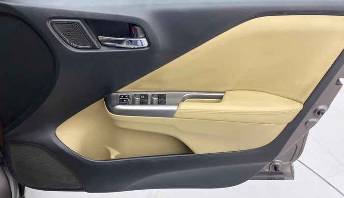 2015 Honda City VX CVT PETROL, Petrol, Automatic, 60,401 km, Driver Side Door Panels Control