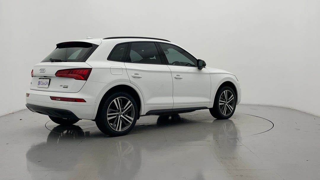 2020 Audi Q5 45 Tfsi Quattro Sport, Automatic, 67704 km, Right Back Diagonal (45- Degree) View