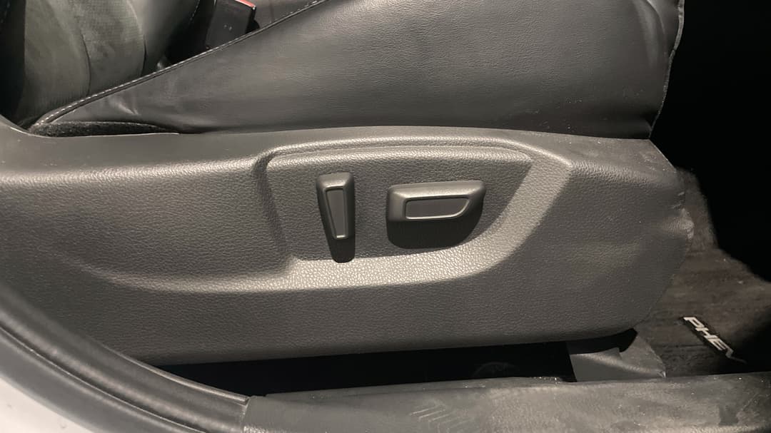 2023 Mitsubishi Eclipse Cross Aspire Phev (AWD), Automatic, 39536 km, Drivers Side Adjustment Panel