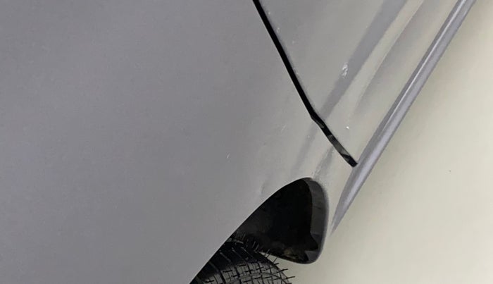 2011 Hyundai Santro Xing GL PLUS, Petrol, Manual, 76,827 km, Right quarter panel - Slightly dented