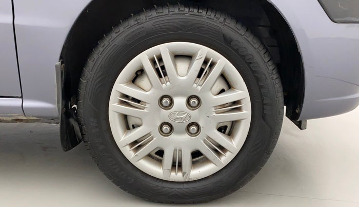 2011 Hyundai Santro Xing GL PLUS, Petrol, Manual, 76,827 km, Right Front Wheel