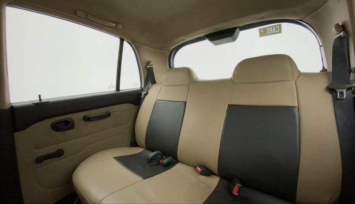 2011 Hyundai Santro Xing GL PLUS, Petrol, Manual, 76,827 km, Right Side Rear Door Cabin