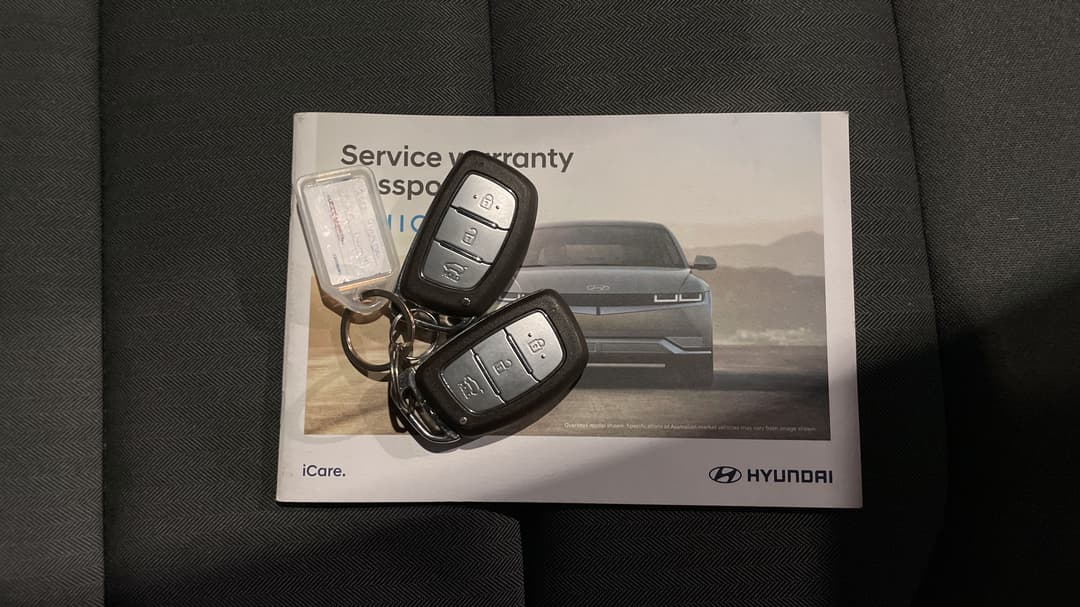 2022 Hyundai Ioniq Electric Elite, Automatic, 61549 km, Key Close-up