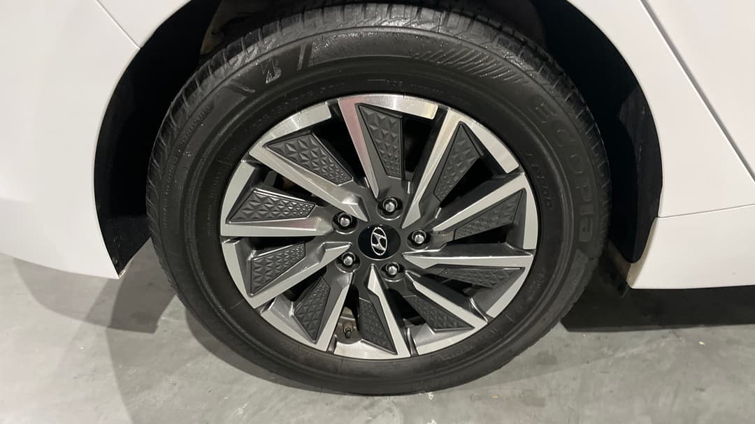 2022 Hyundai Ioniq Electric Elite, Automatic, 61549 km, Right Rear Wheel