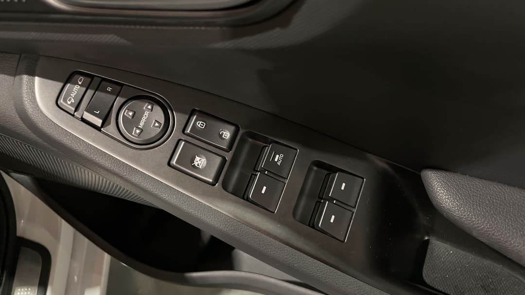2022 Hyundai Ioniq Electric Elite, Automatic, 61549 km, Drivers Side Door Panel Controls