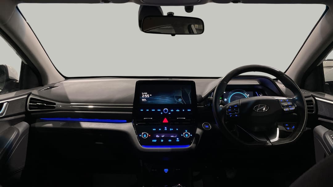 2022 Hyundai Ioniq Electric Elite, Automatic, 61549 km, Dashboard View
