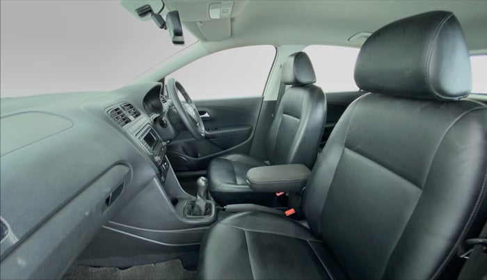 2016 Volkswagen Polo COMFORTLINE 1.2L PETROL, Petrol, Manual, 83,226 km, Right Side Front Door Cabin