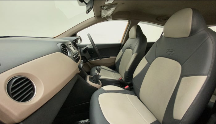 2015 Hyundai Grand i10 SPORTZ 1.2 KAPPA VTVT, Petrol, Manual, 69,263 km, Right Side Front Door Cabin
