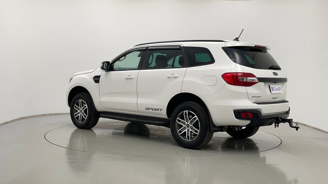 Left Back Diagonal (45- Degree) View