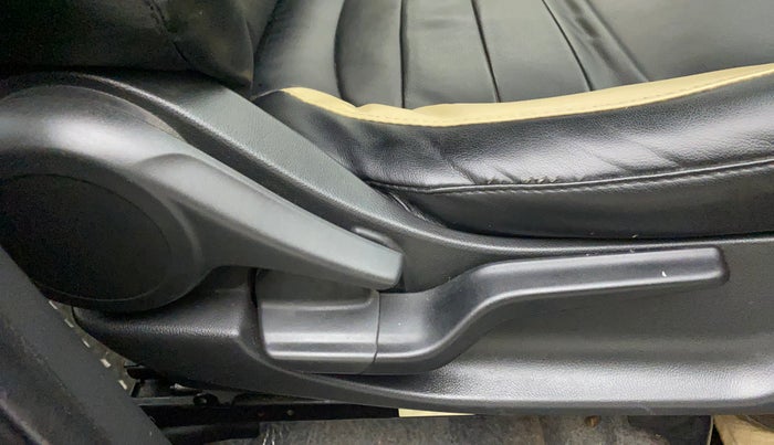 2019 Honda Amaze 1.2L I-VTEC S, Petrol, Manual, 61,996 km, Driver Side Adjustment Panel
