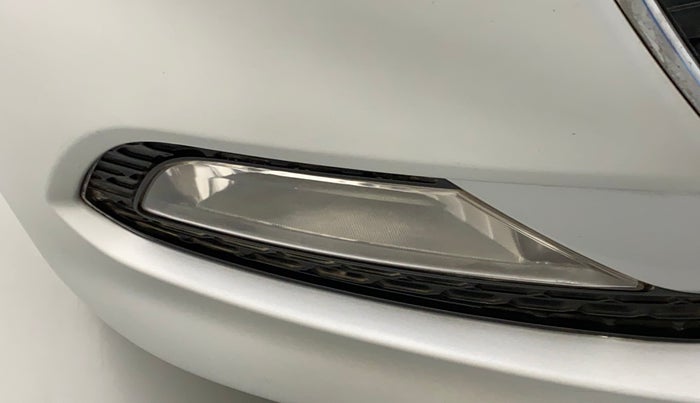 2017 Hyundai Elite i20 ASTA 1.2, Petrol, Manual, 39,866 km, Right fog light - Not working