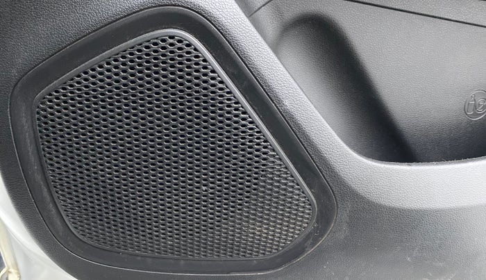 2019 Hyundai VENUE SX 1.0 TURBO, Petrol, Manual, 55,752 km, Speaker