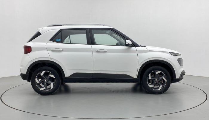 2019 Hyundai VENUE SX 1.0 TURBO, Petrol, Manual, 55,752 km, Right Side View