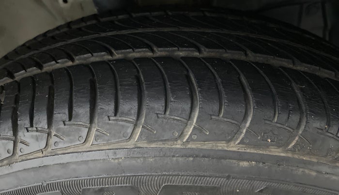 2019 Maruti New Wagon-R VXI 1.2L, Petrol, Manual, 14,218 km, Right Front Tyre Tread