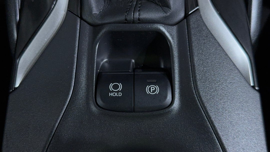 2020 Toyota Corolla Ascent Sport, Automatic, 49133 km, Handbrake