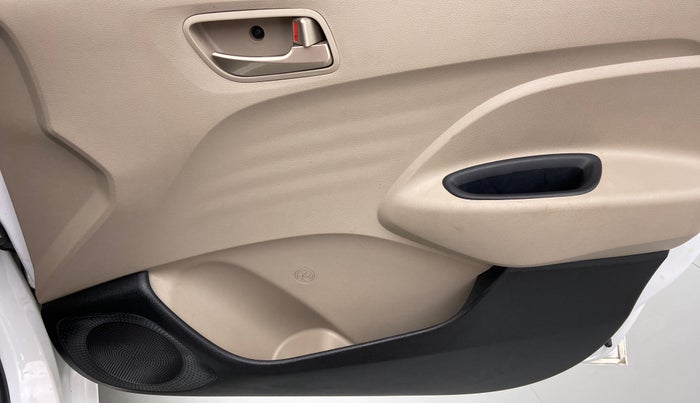 2019 Hyundai NEW SANTRO 1.1 MAGNA MT, Petrol, Manual, 4,441 km, Driver Side Door Panels Control