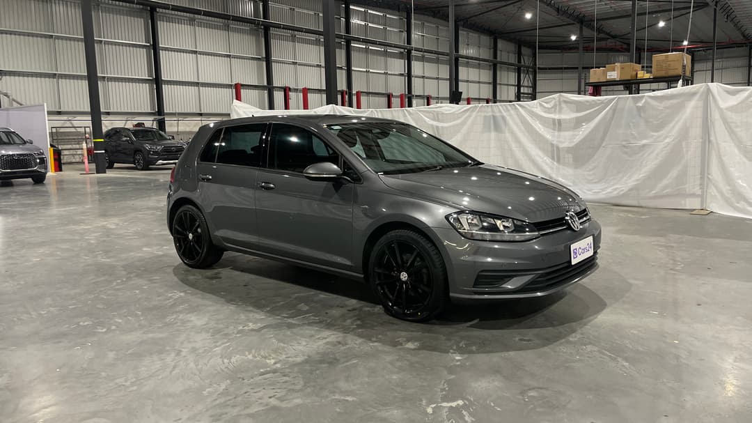 2020 Volkswagen Golf 110 Tsi Trendline, Automatic, 99585 km, Right Front Diagonal (45- Degree) View