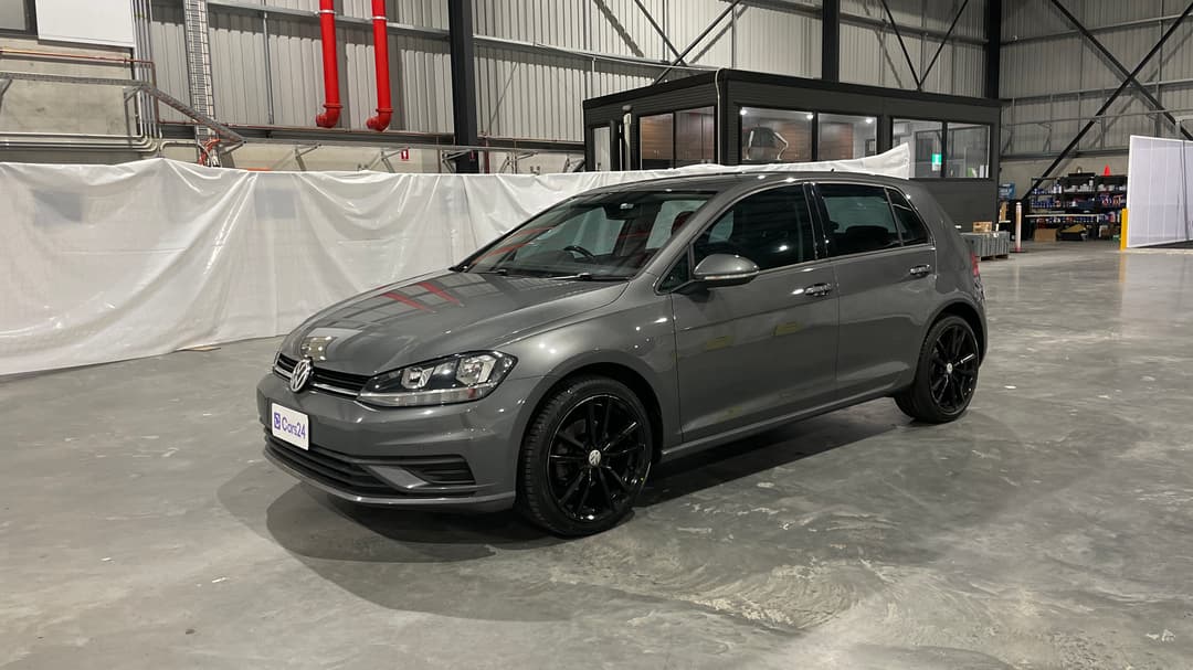 2020 Volkswagen Golf 110 Tsi Trendline, Automatic, 99585 km, Left Front Diagonal (45- Degree) View