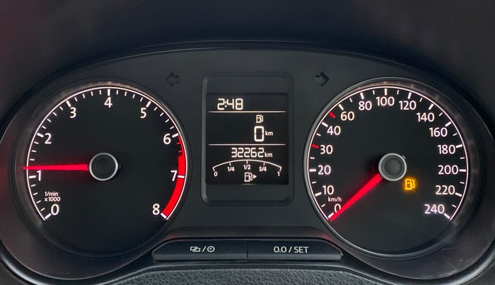 2018 Volkswagen Polo HIGH LINE PLUS 1.0, Petrol, Manual, 32,323 km, Odometer Image