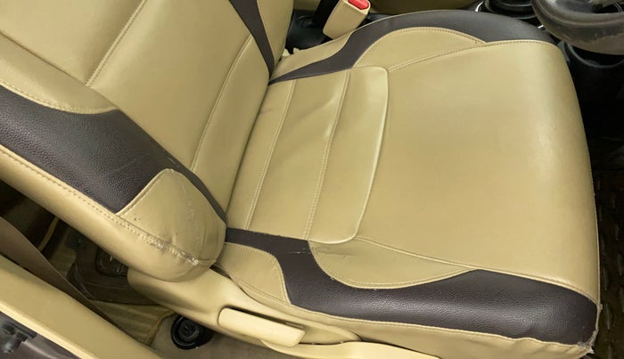 2014 Honda Amaze 1.2L I-VTEC VX, Petrol, Manual, 33,017 km, Driver seat - Cover slightly torn