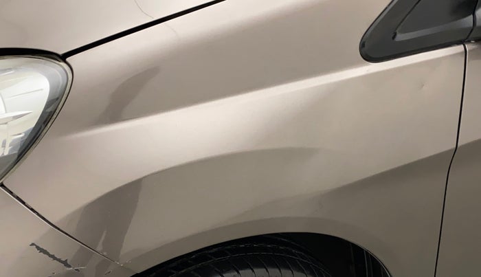 2014 Honda Amaze 1.2L I-VTEC VX, Petrol, Manual, 33,017 km, Left fender - Paint has minor damage
