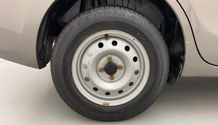 2018 Maruti Dzire LXI, Petrol, Manual, 65,424 km, Right Rear Wheel