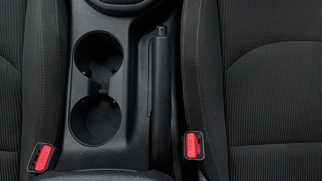 2019 Kia Cerato S, Automatic, 123865 km, Handbrake