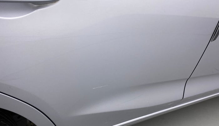 2019 Honda Amaze 1.2L I-VTEC E, Petrol, Manual, 64,381 km, Right rear door - Minor scratches