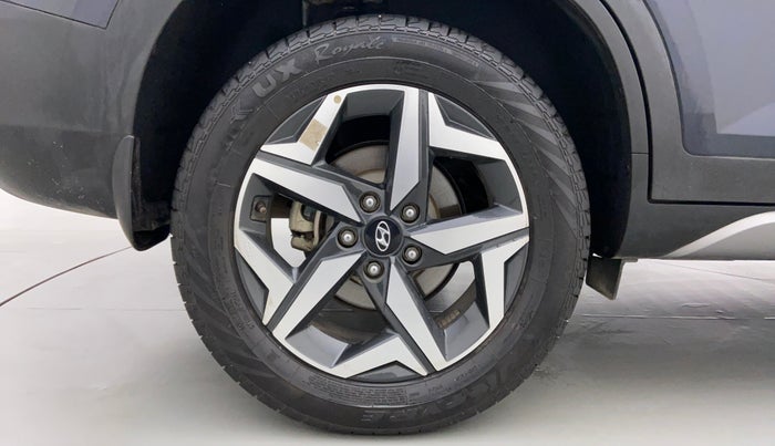 2021 Hyundai ALCAZAR PRESTIGE 1.5 MT 6STR, Diesel, Manual, 20,787 km, Right Rear Wheel