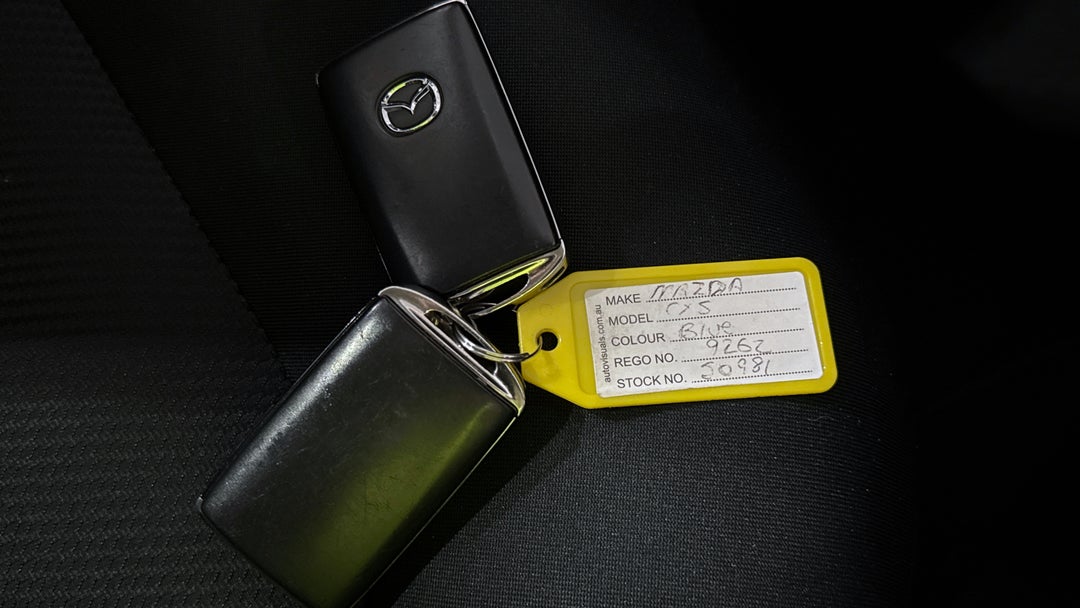 2021 Mazda CX-5 Maxx (FWD), Automatic, 76661 km, Key Close-up