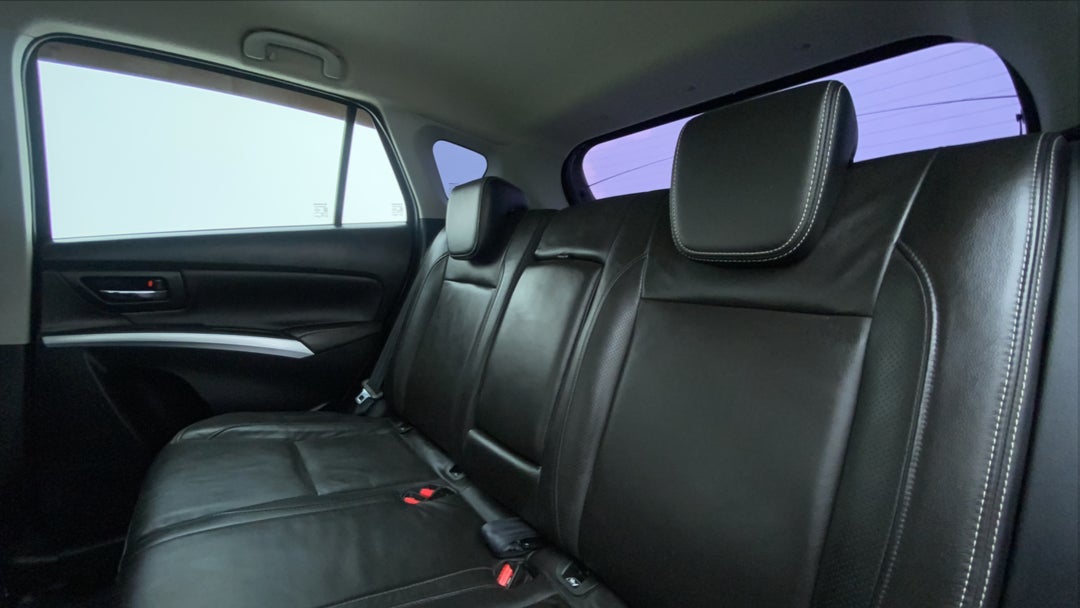 Right Side Rear Door Cabin