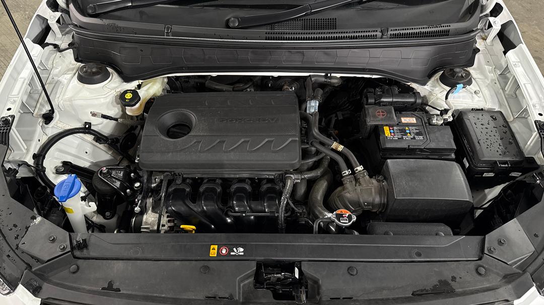 2025 Hyundai Venue Venue, Automatic, 29438 km, Open Bonnet (Engine)