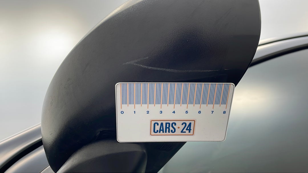 Side Mirrors Housing LHS Scratch