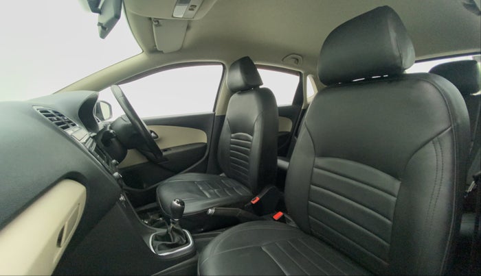2014 Volkswagen Polo GT TDI, Diesel, Manual, 1,11,433 km, Right Side Front Door Cabin