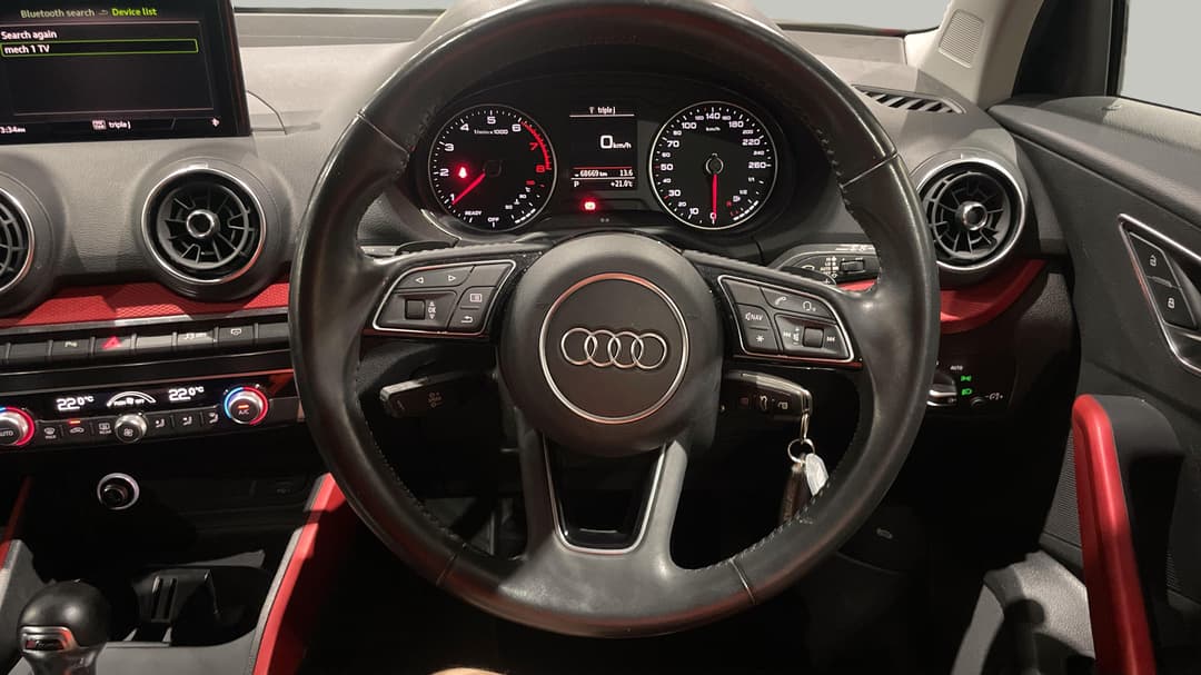 2019 Audi Q2 40 Tfsi Quatt Sport (2.0 Tfsi), Automatic, 68669 km, Steering Wheel Close-up