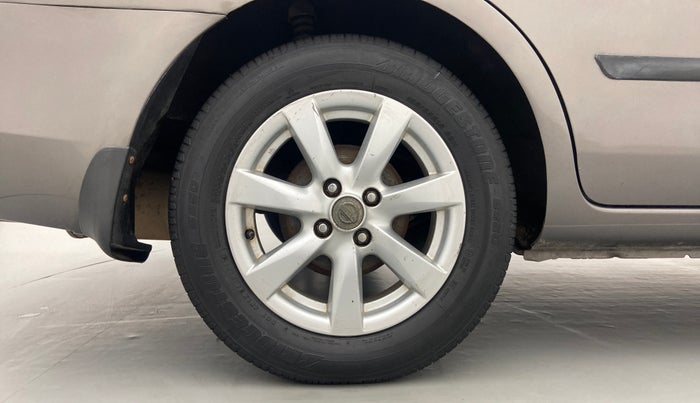 2012 Nissan Sunny XV PETROL, Petrol, Manual, 1,19,652 km, Right Rear Wheel