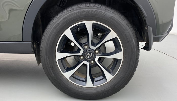 2020 Tata NEXON XZA+ SUNROOF 1.5 RTQ, Diesel, Automatic, 24,916 km, Left Rear Wheel
