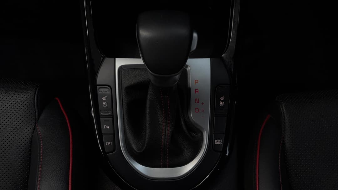 2022 Kia Cerato Gt, Automatic, 77239 km, Gear Lever 